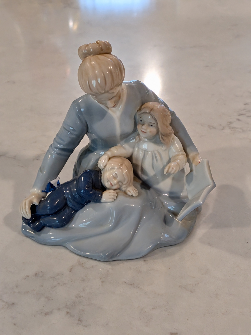 Vintage 1984s Avon Porcelain Mother's and Touch Figurine 5.5"in Light Blue